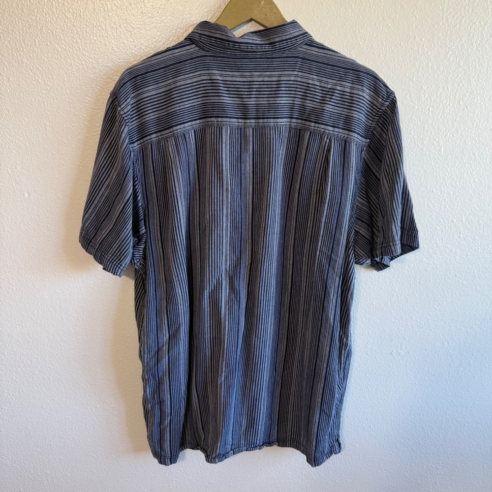 Kavu Men's XL Navy Blue White Striped Short Sleeve Button Up Shirt Travel Hiking - Picture 2 of 5